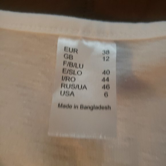 White t-shirt knit top - Picture 3 of 3